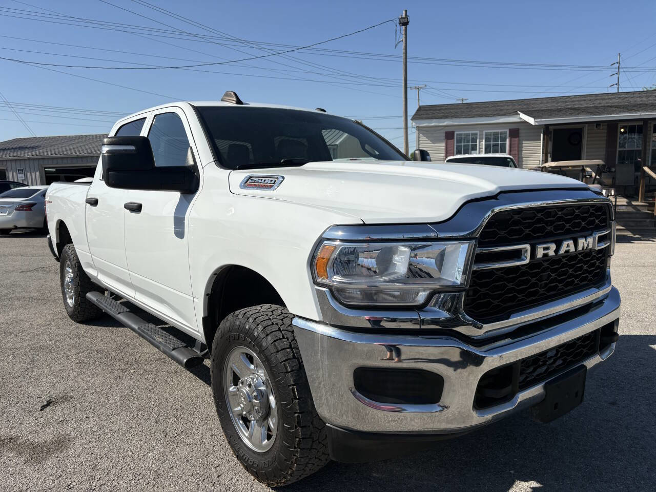Used 2023 RAM 2500 Tradesman w/ Chrome Appearance Group AWD/4WD image 6