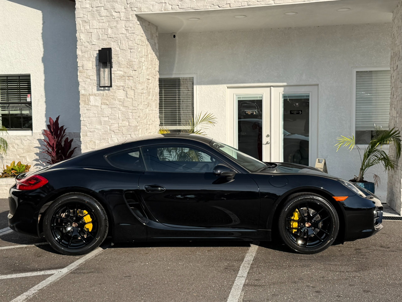 Used 2014 Porsche Cayman image 19