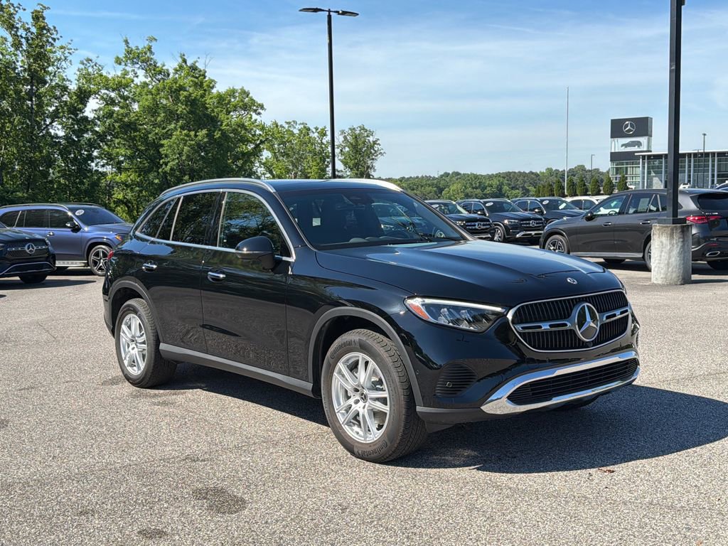 Used 2025 Mercedes-Benz GLC 300