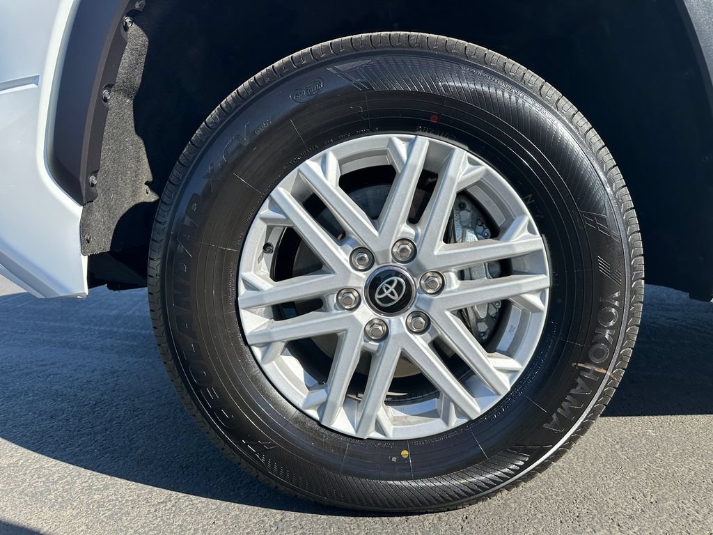 Certified 2026 Toyota Tundra SR5 AWD/4WD image 13