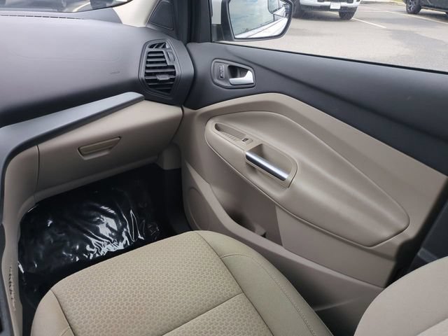 Used 2017 Ford Escape SE FWD image 17