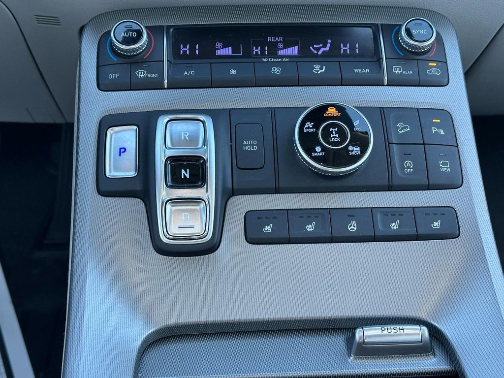 Used 2022 Hyundai Palisade Calligraphy image 18