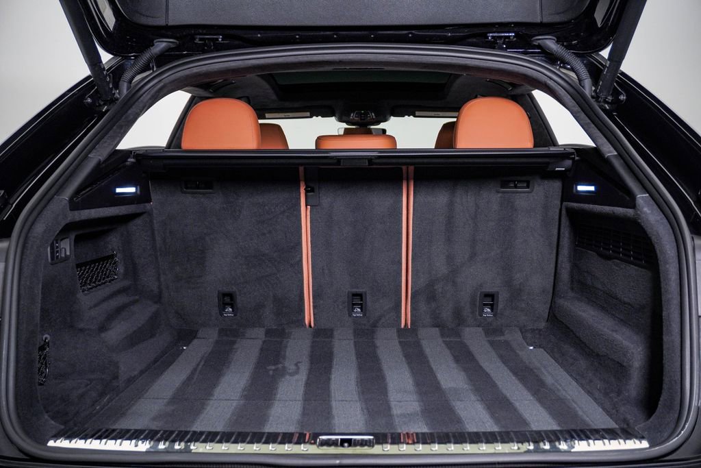 Used 2021 Audi RS Q8 w/ Carbon Optic Package image 27