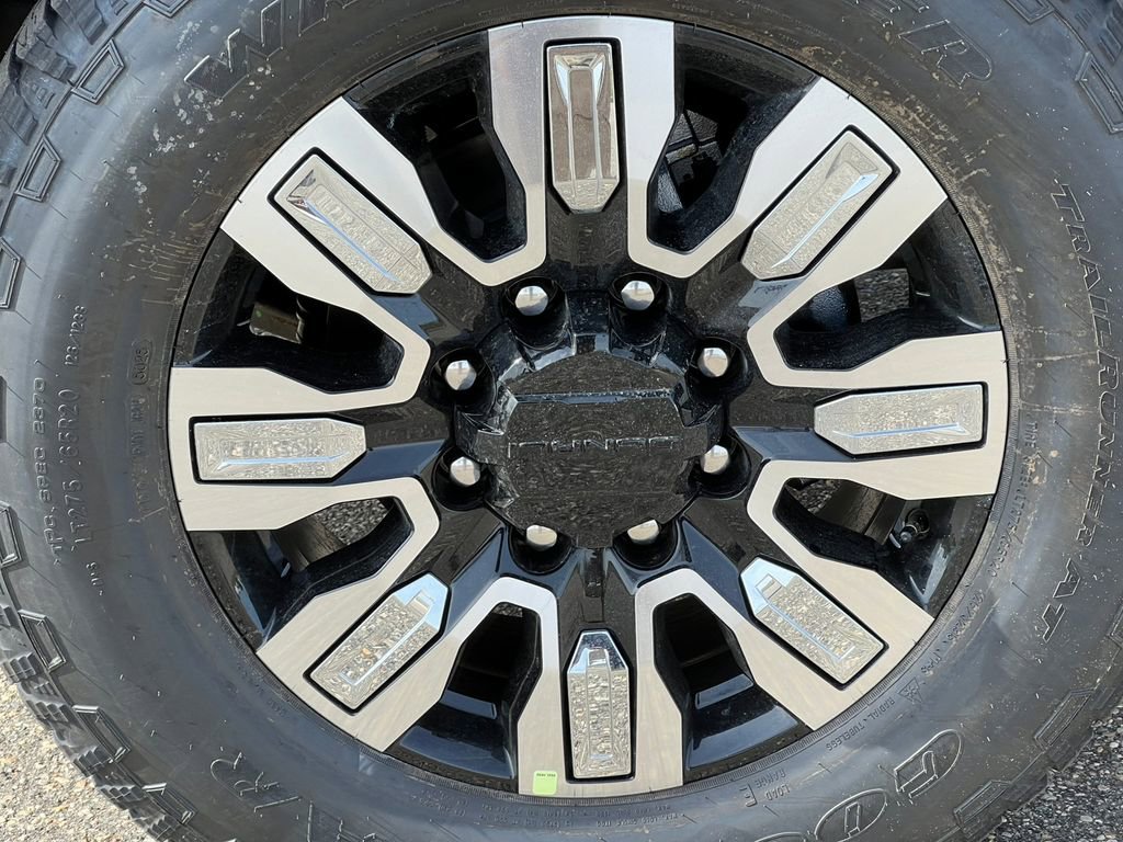 New 2026 GMC Sierra 2500 Denali w/ Denali Reserve Package AWD/4WD image 6