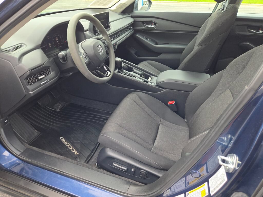 Used 2023 Honda Accord EX image 21