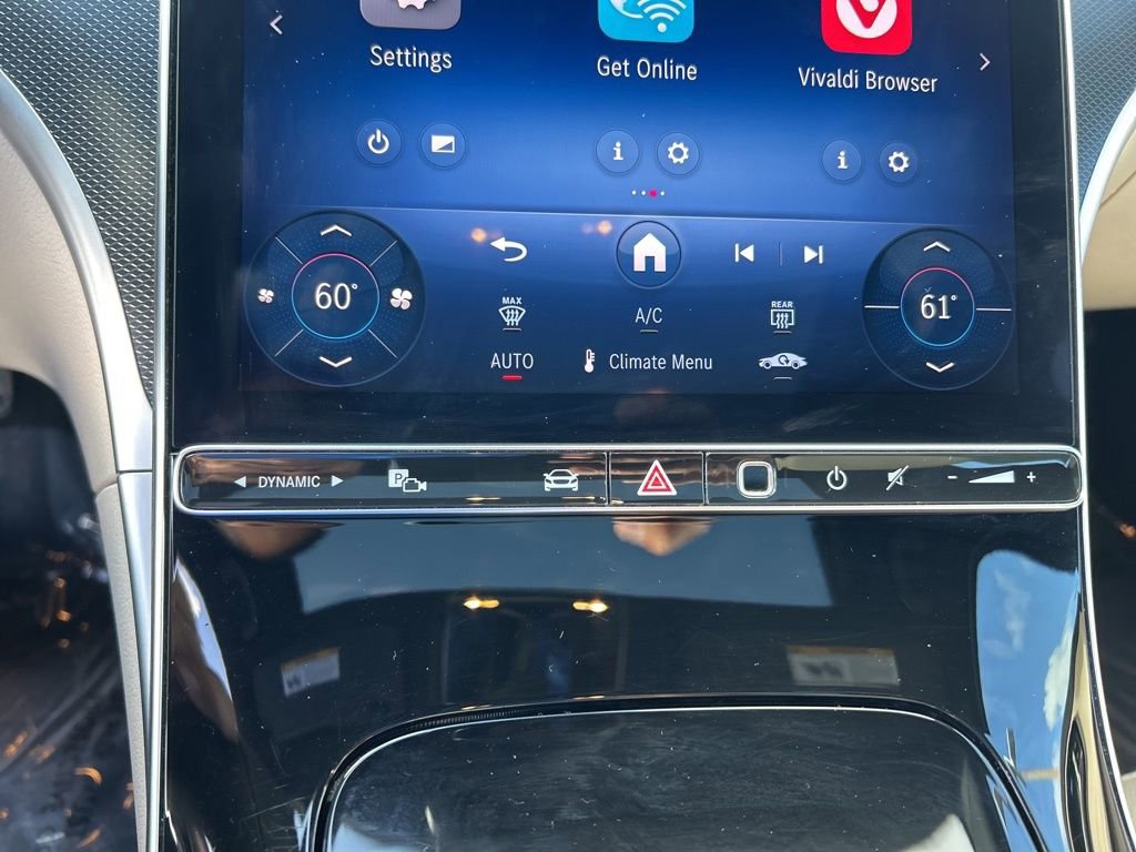 Used 2025 Mercedes-Benz C 300 Sedan image 42