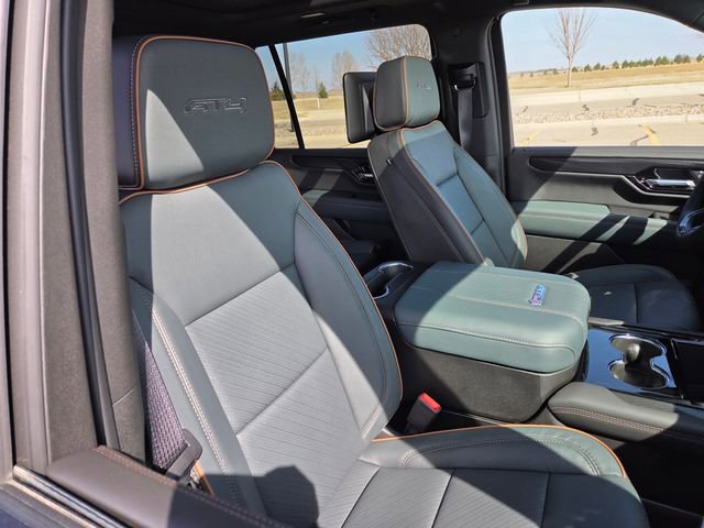 New 2026 GMC Yukon XL AT4 w/ AT4 Premium Plus Package AWD/4WD image 39