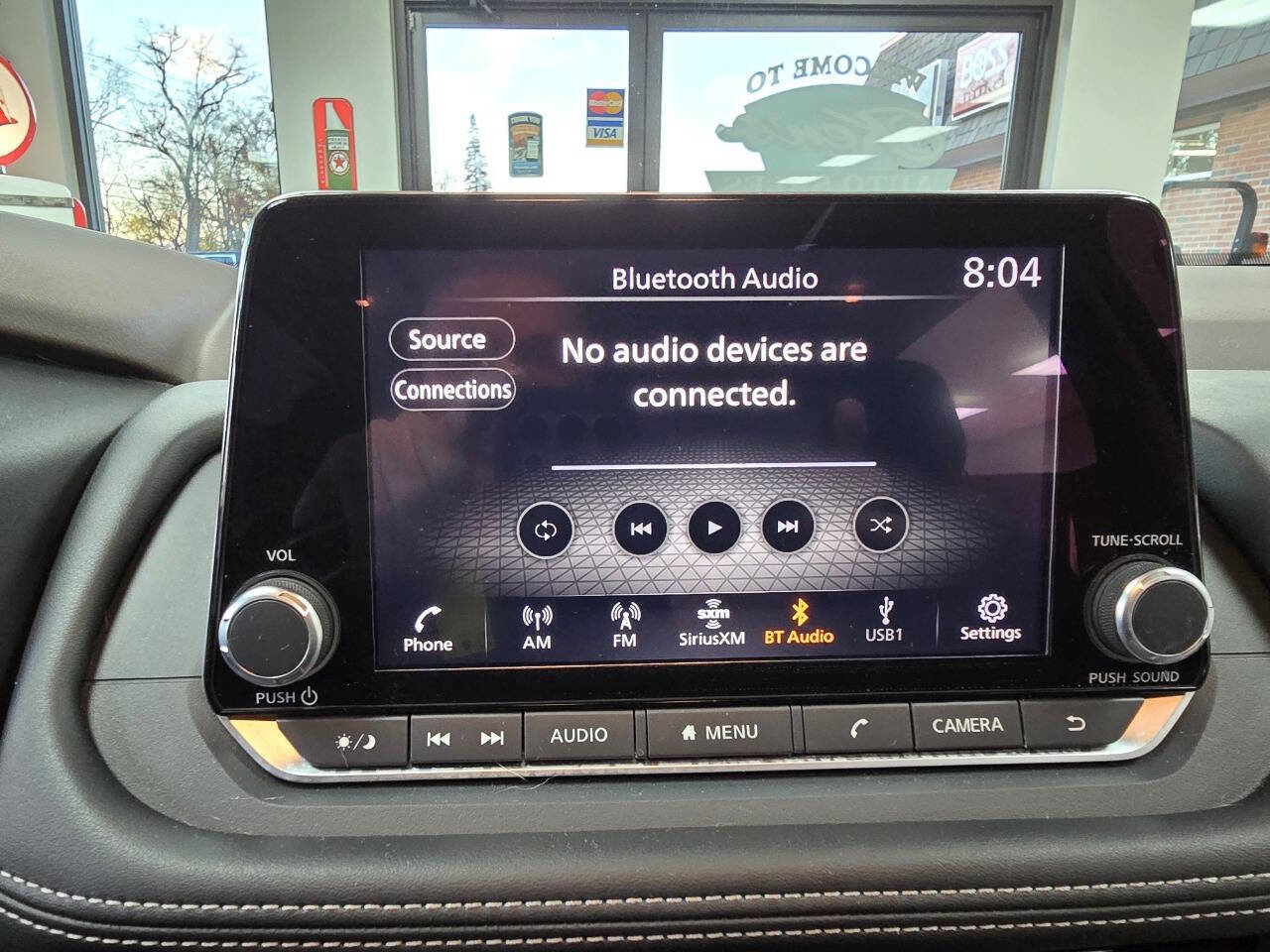 Used 2023 Nissan Rogue SV w/ SV Premium B Package image 28