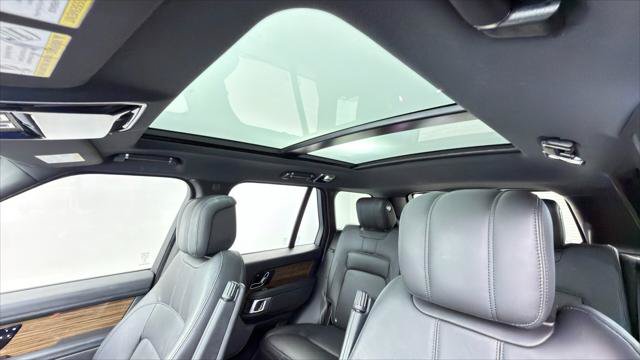 Used 2019 Land Rover Range Rover Supercharged AWD/4WD image 40