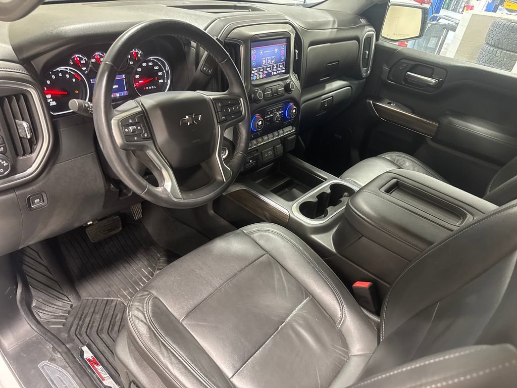 Used 2020 Chevrolet Silverado 1500 LT Trail Boss AWD/4WD image 46
