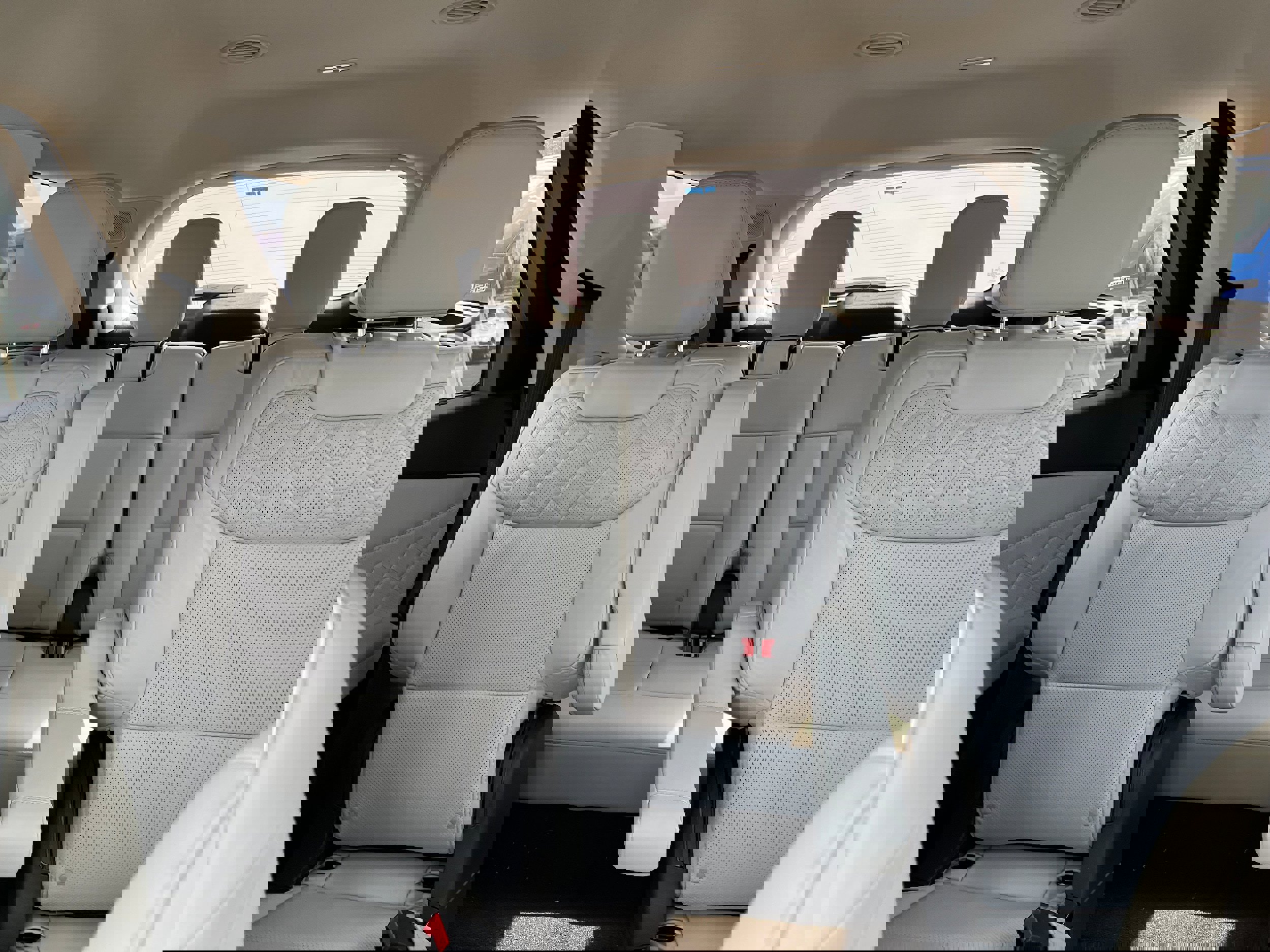 New 2026 Ford Explorer Platinum w/ LUX Leather Package image 30