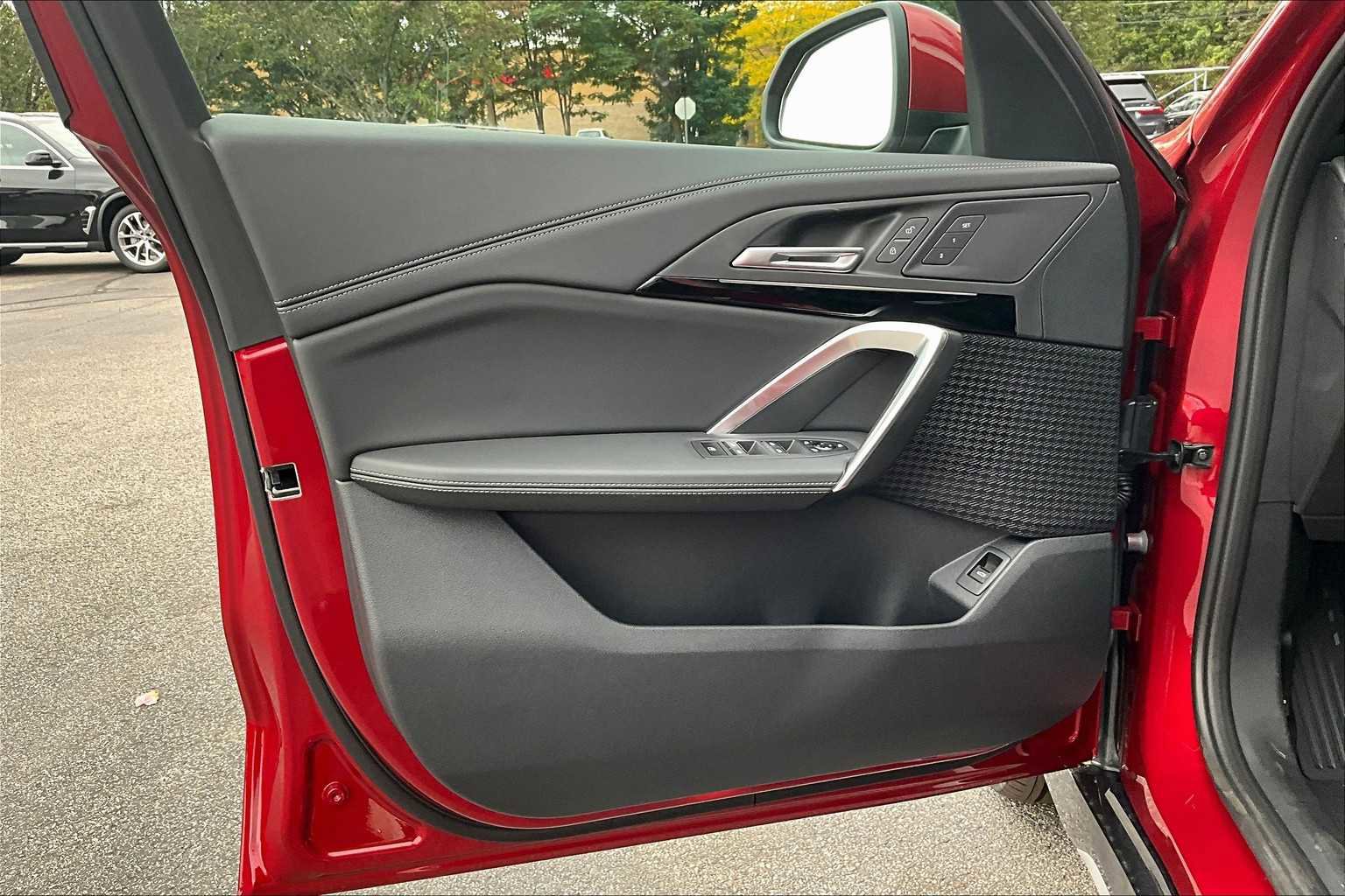 New 2026 BMW X1 xDrive28i w/ Convenience Package image 10