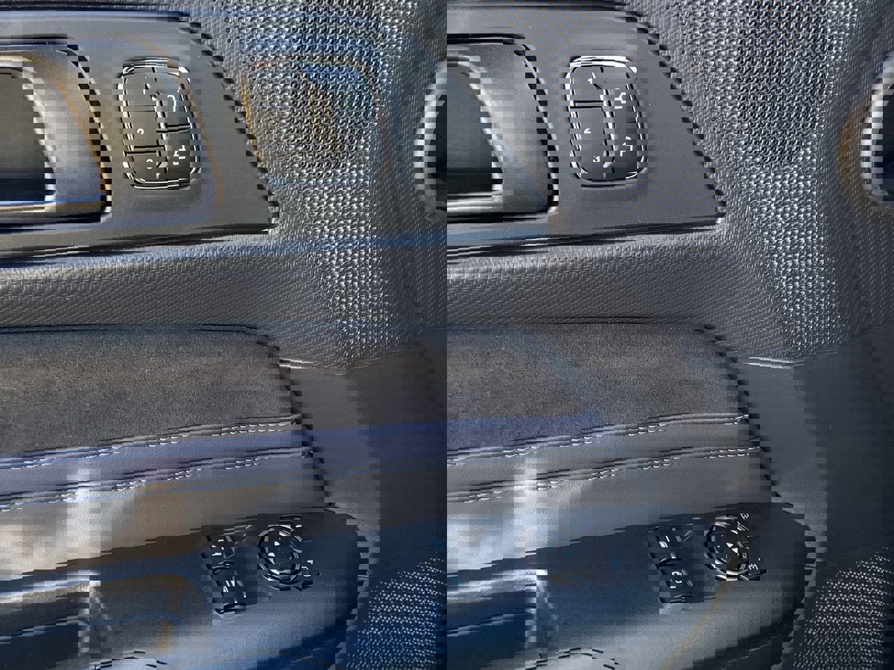 New 2025 Ford Mustang Dark Horse image 20