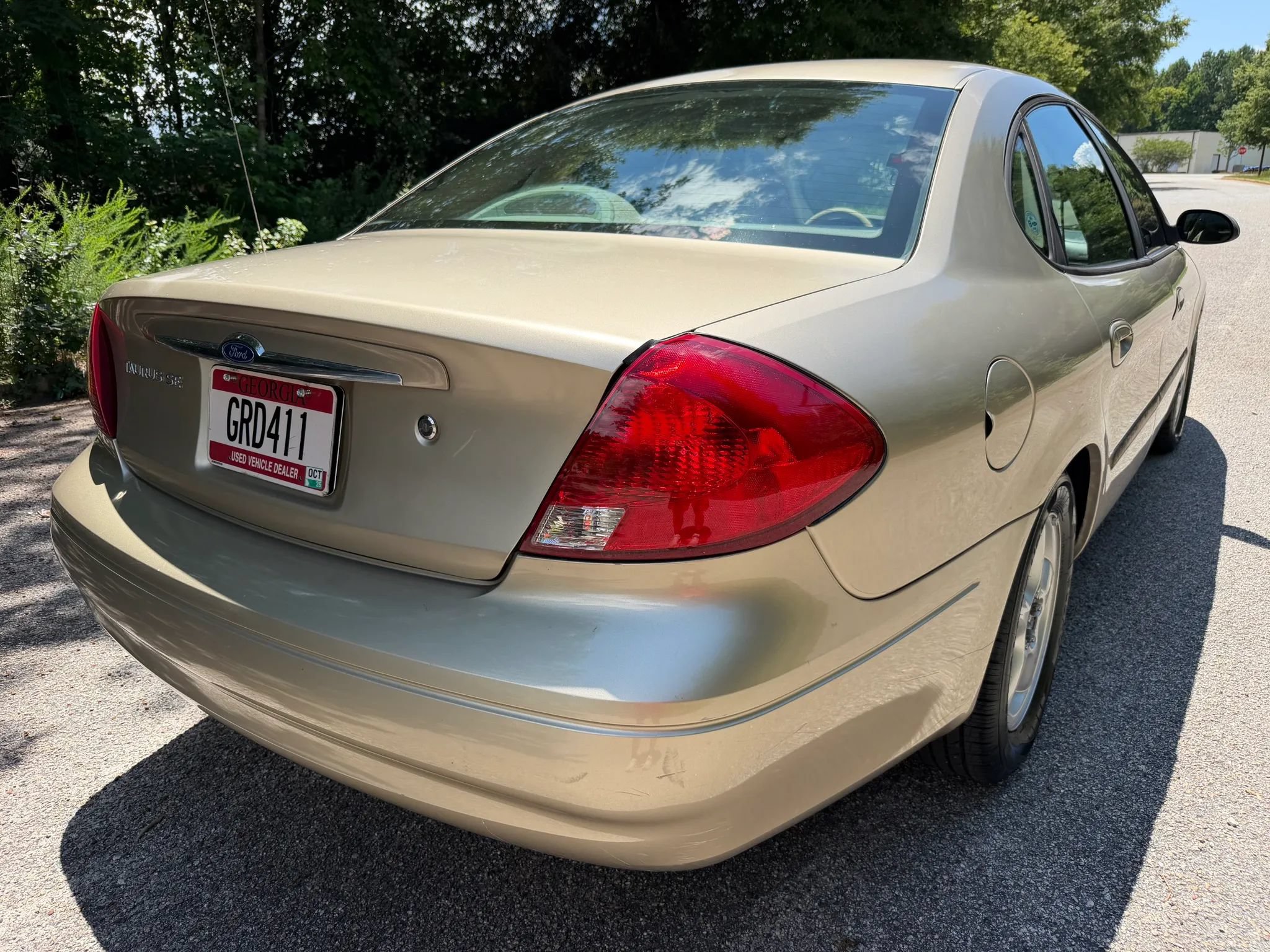 Used 2000 Ford Taurus SE FWD image 5