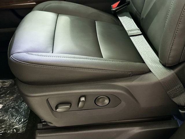 New 2026 Chevrolet Silverado 1500 RST w/ Dark Appearance Package image 24