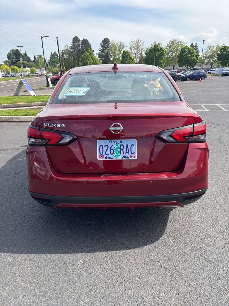 Used 2025 Nissan Versa SV w/ Trunk Package FWD image 12