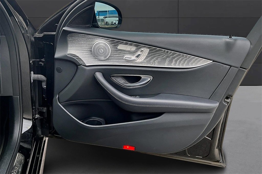 Used 2021 Mercedes-Benz E 350 4MATIC Sedan image 15