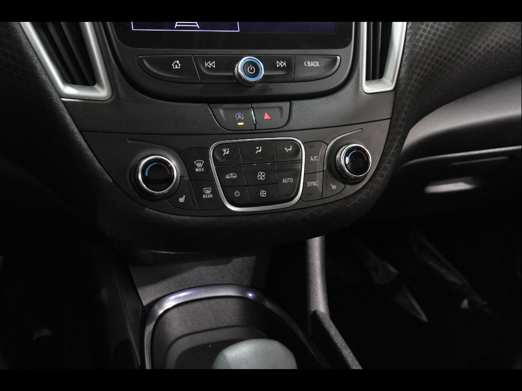 Used 2024 Chevrolet Malibu LT FWD image 15