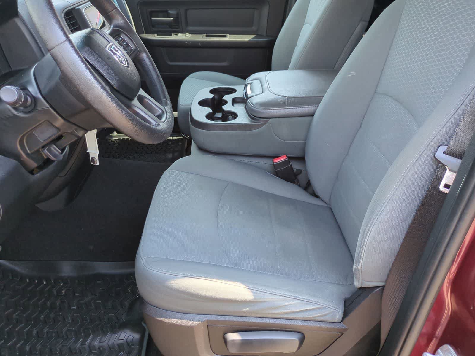 Used 2016 RAM 1500 Express AWD/4WD image 16