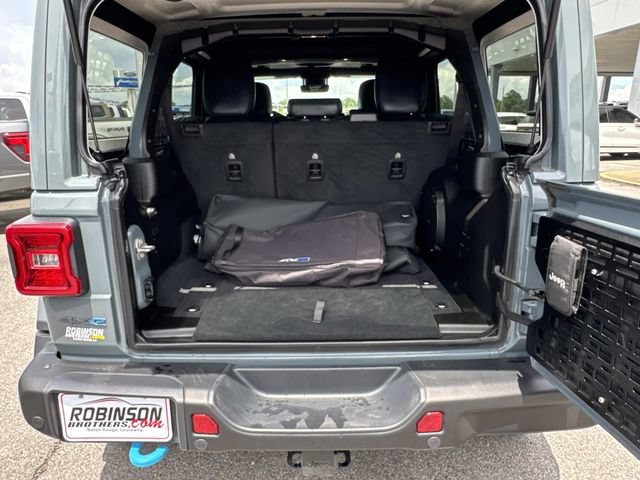 Used 2024 Jeep Wrangler Unlimited Rubicon 4xe AWD/4WD image 13