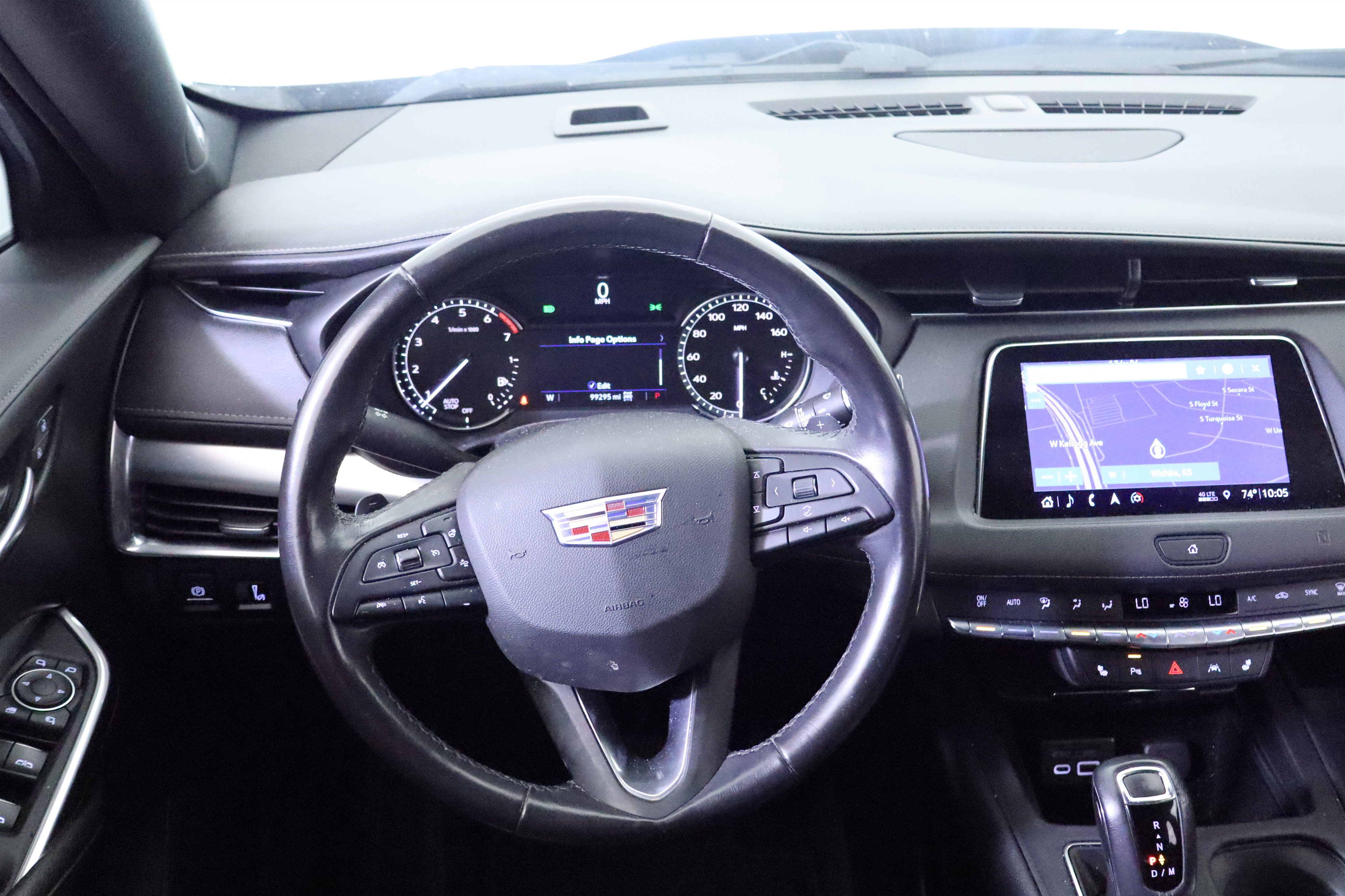 Used 2019 Cadillac XT4 Premium Luxury w/ Cold Weather Package AWD/4WD image 17