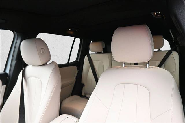 New 2026 Mercedes-Benz GLB 250 4MATIC image 10