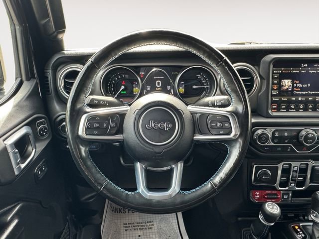 Used 2021 Jeep Wrangler Unlimited Rubicon 4xe w/ Cold Weather Group AWD/4WD image 12