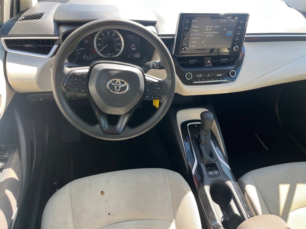 Used 2021 Toyota Corolla LE image 9
