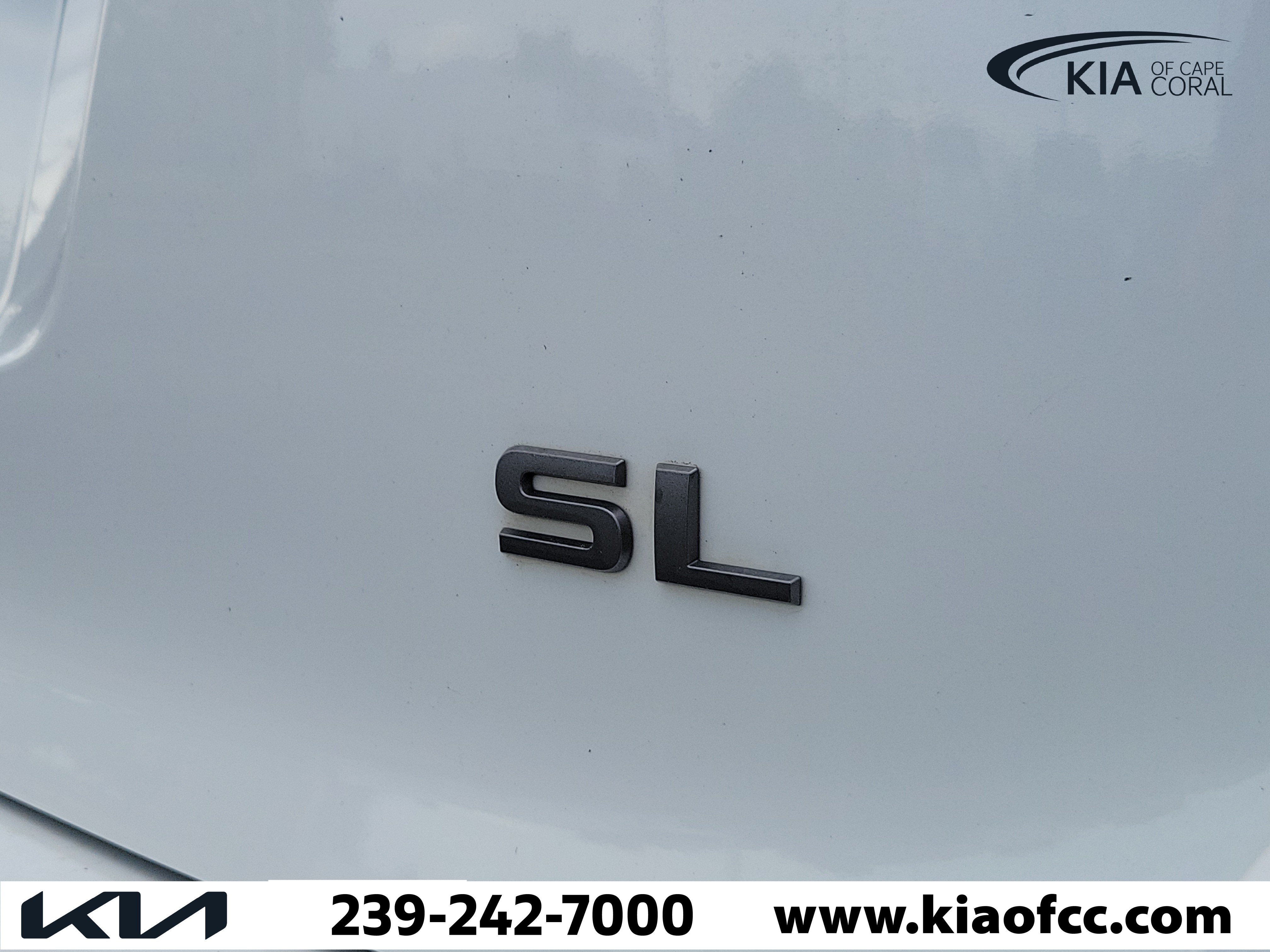 Used 2025 Nissan Armada SL AWD/4WD image 10