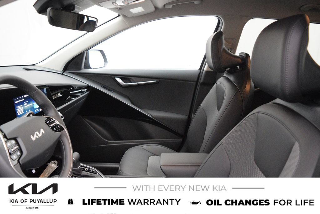 New 2026 Kia Niro EX FWD image 10