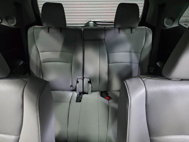 Used 2021 Honda Pilot Touring image 20