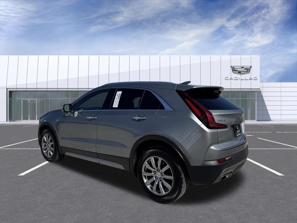 Certified 2023 Cadillac XT4 Premium Luxury w/ Cold Weather Package AWD/4WD image 4