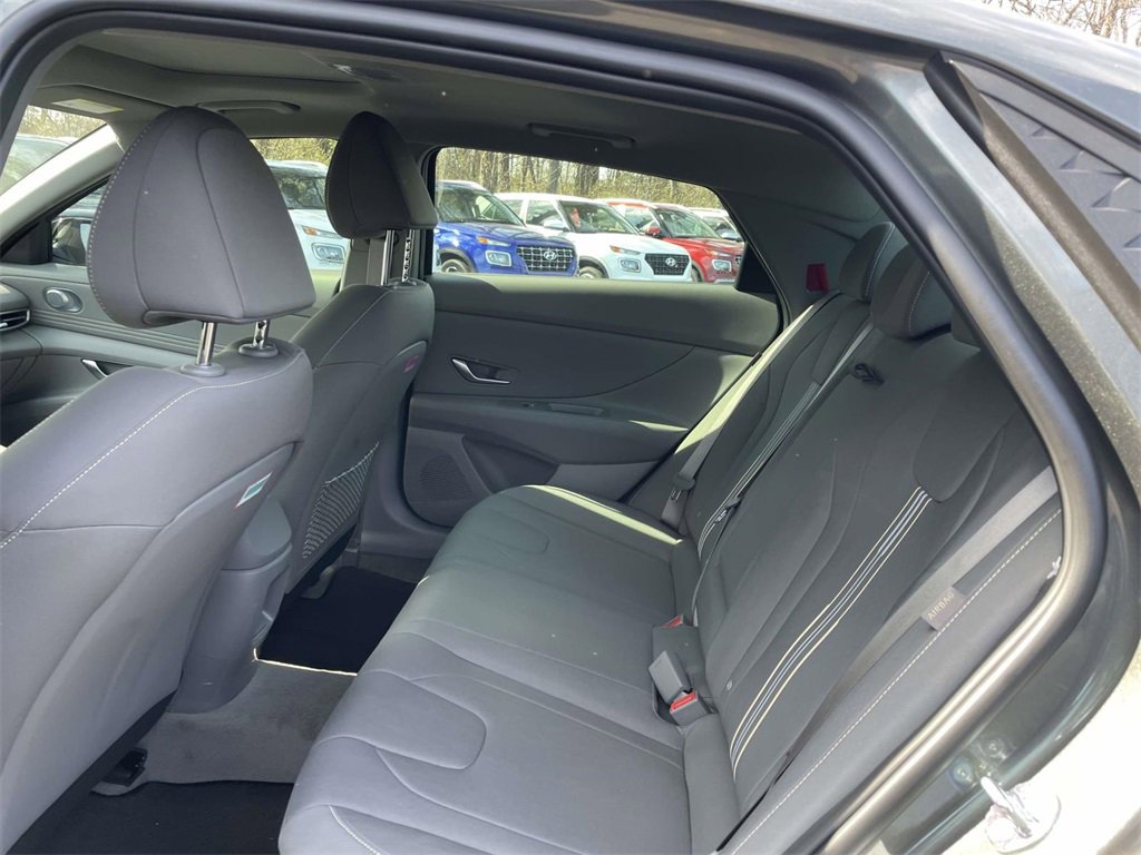 New 2026 Hyundai Elantra SEL Sport image 10