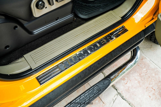 Used 2003 HUMMER H2 w/ Preferred Equipment Group image 46