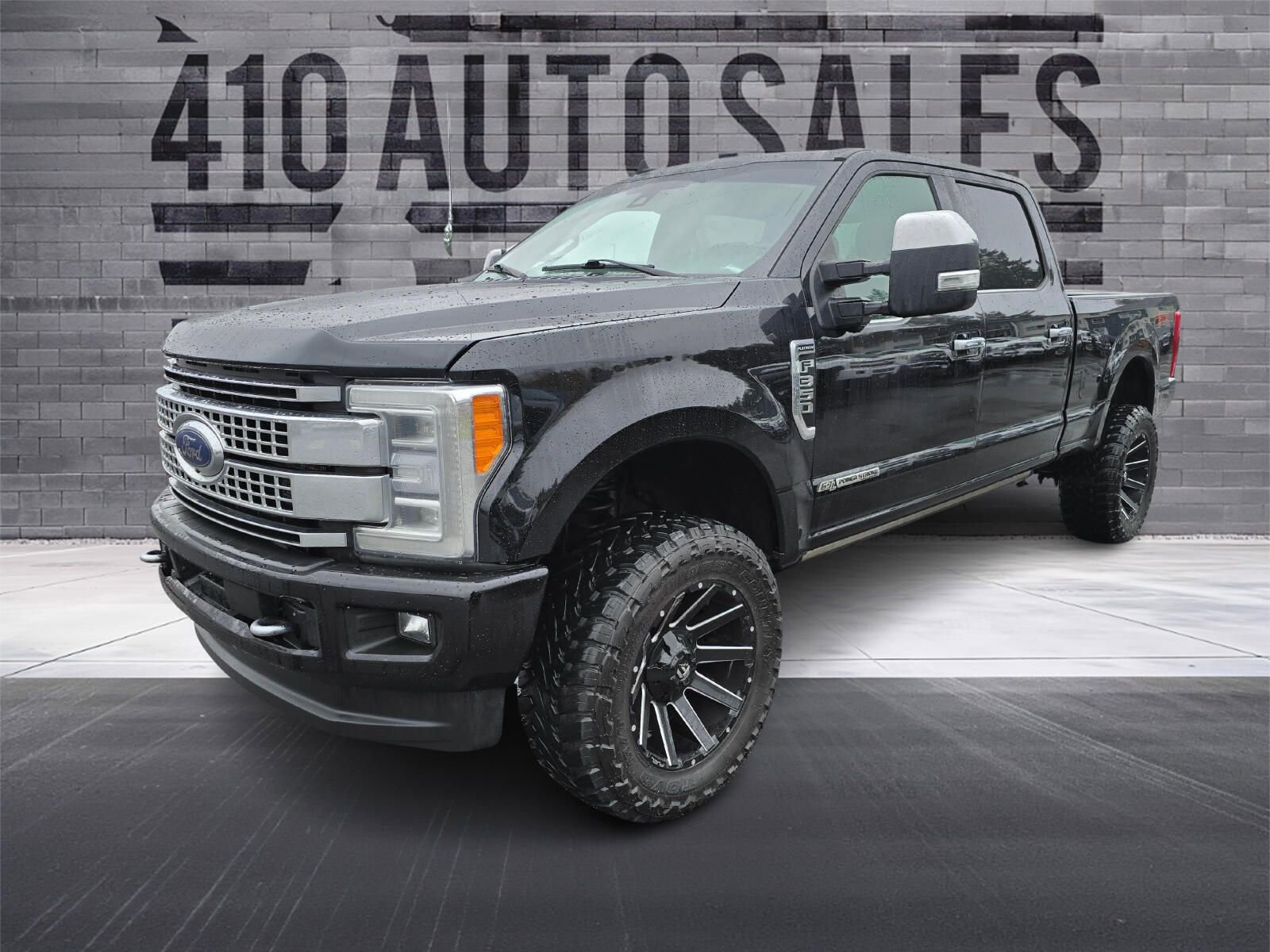 Used 2019 Ford F350 Platinum w/ Platinum Ultimate Package image 6