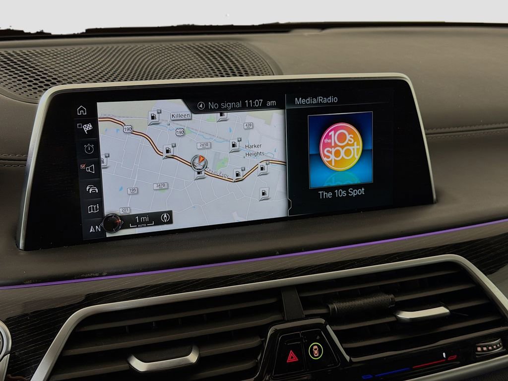 Used 2017 BMW 750i xDrive image 17