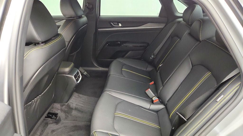 Used 2025 Kia K5 GT FWD image 20