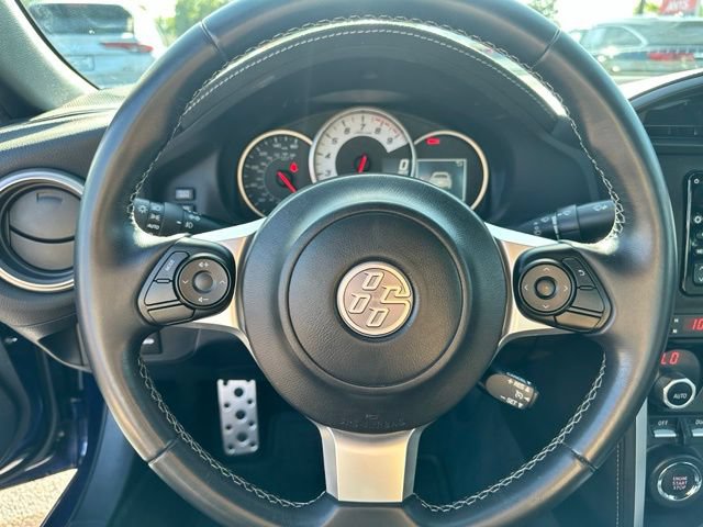 Used 2019 Toyota 86 RWD image 16