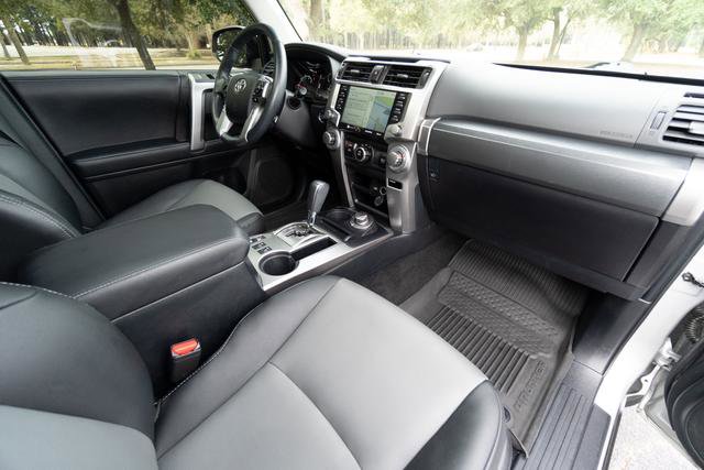 Used 2023 Toyota 4Runner SR5 Premium image 30