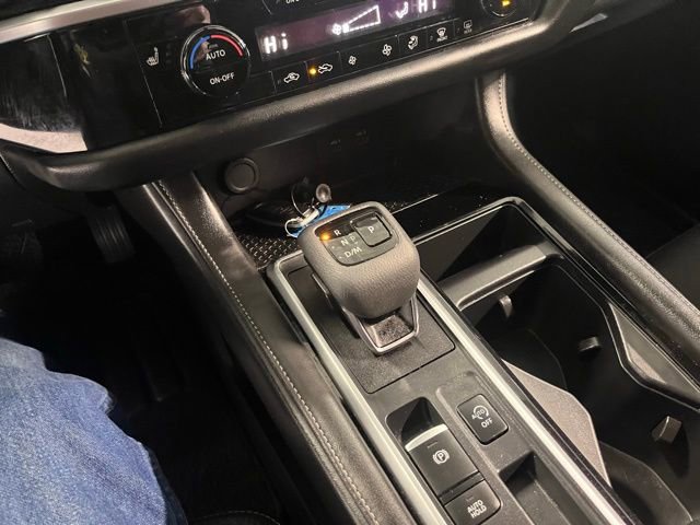 Used 2024 Nissan Pathfinder SV image 28