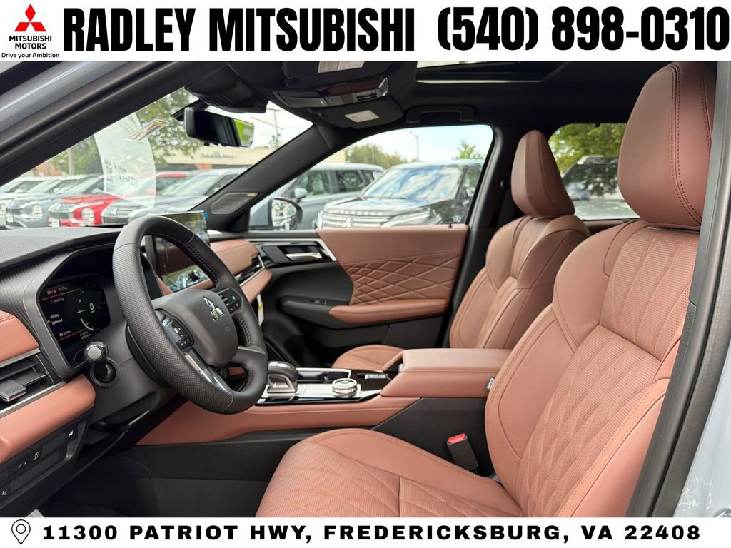 New 2026 Mitsubishi Outlander SEL image 3