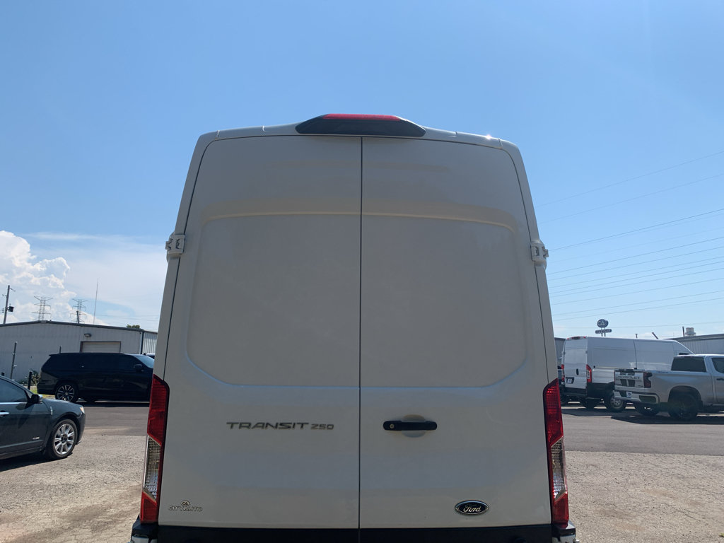 Used 2025 Ford Transit 250 148 High Roof w/ Load Area Protection Package RWD image 4