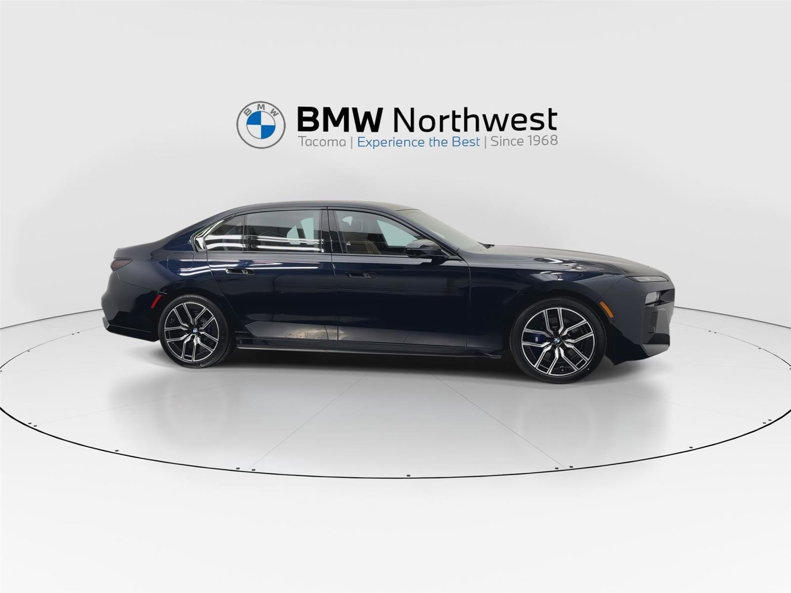 New 2026 BMW 760i xDrive w/ Executive Package image 5