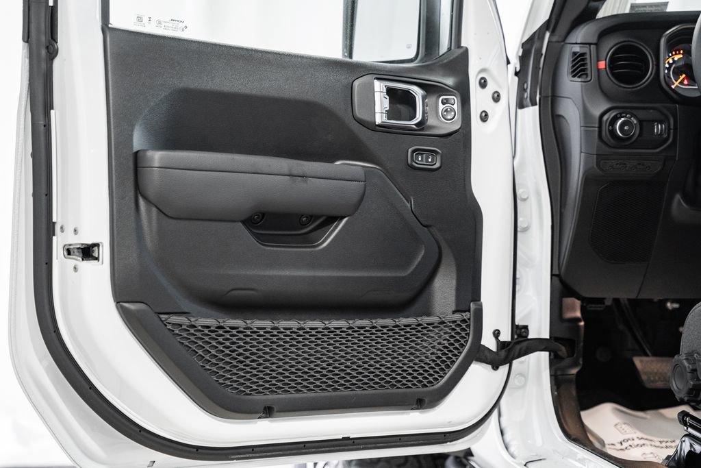 New 2026 Jeep Wrangler Unlimited Rubicon image 35