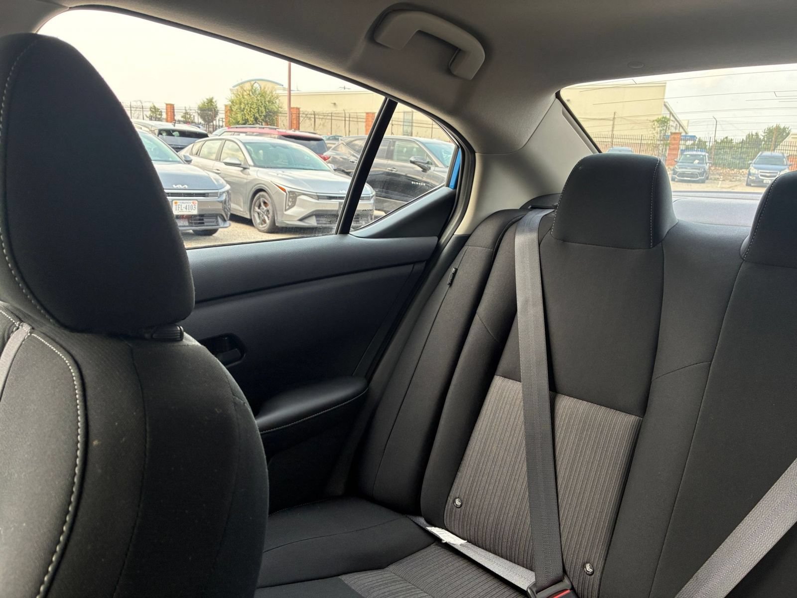 Used 2025 Nissan Sentra SV FWD image 29