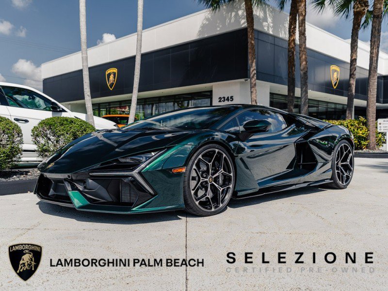 Used 2025 Lamborghini Revuelto image 1