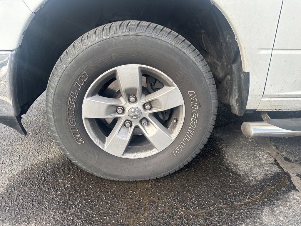 Used 2015 RAM 1500 SLT AWD/4WD image 33