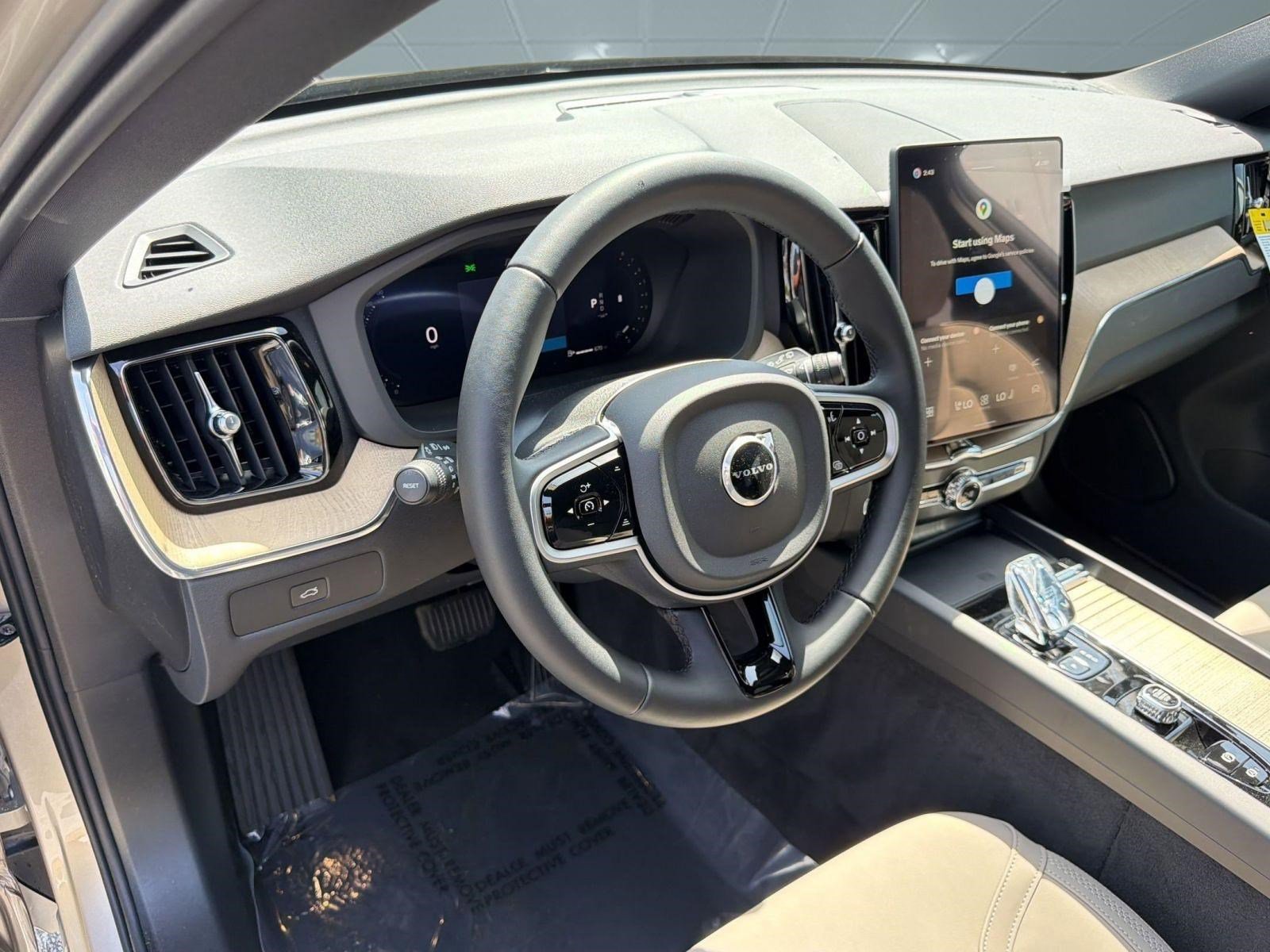 New 2026 Volvo XC60 B5 Plus w/ Protection Package Premier AWD/4WD image 4
