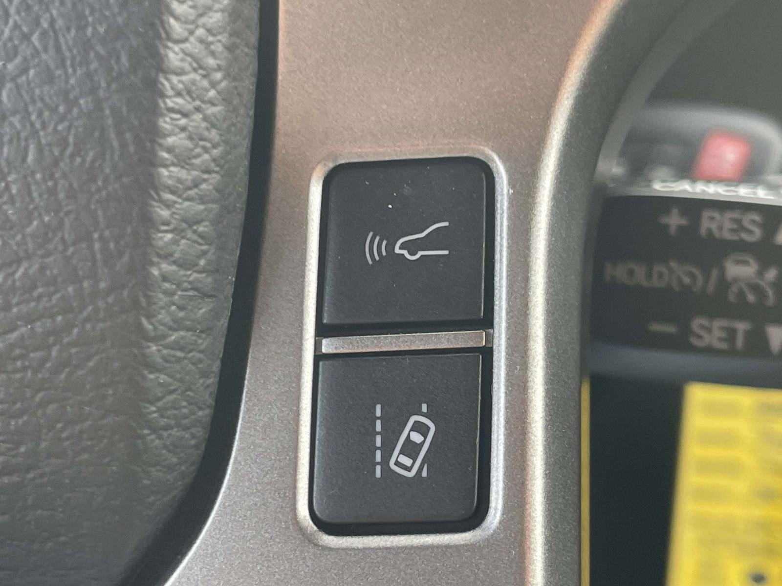 Used 2022 Toyota Tacoma SR5 image 10