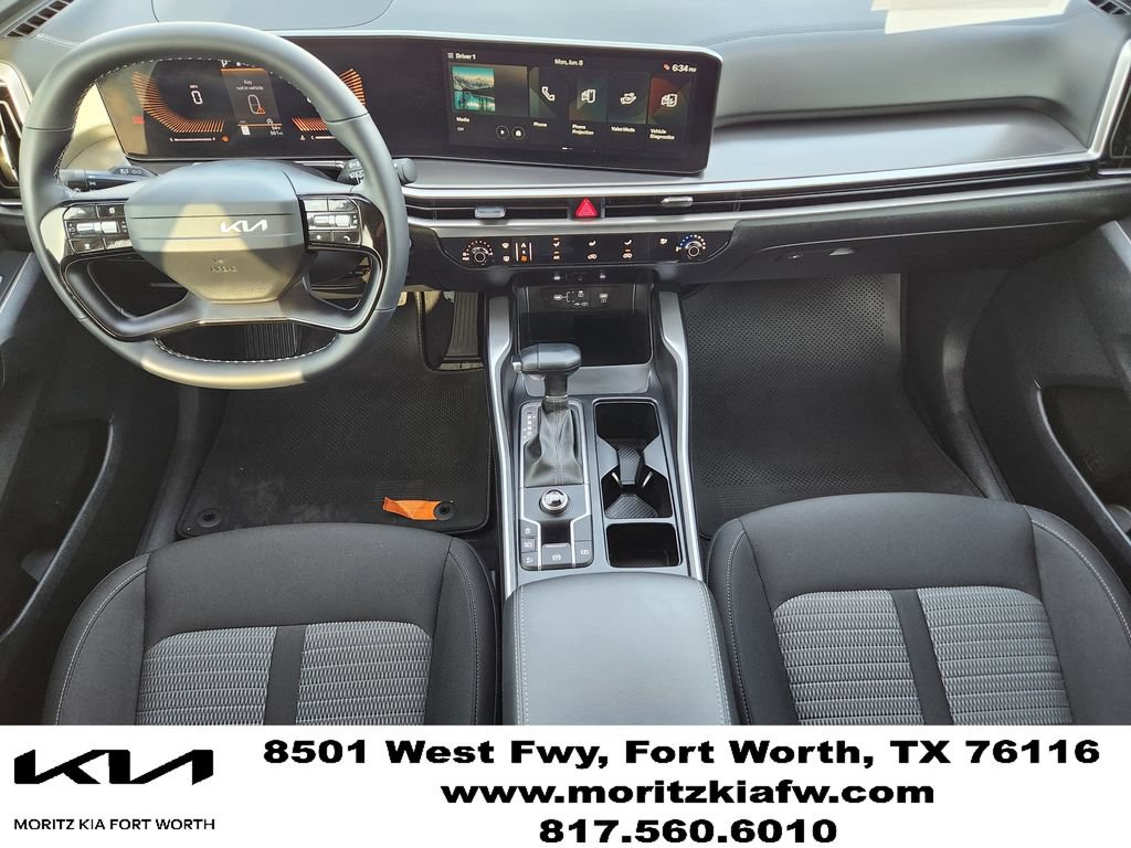Certified 2026 Kia Sorento LX FWD image 24
